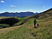 69 Dal Collino (1862 m) ci abbassiamo alle Baite della croce (1812 m)